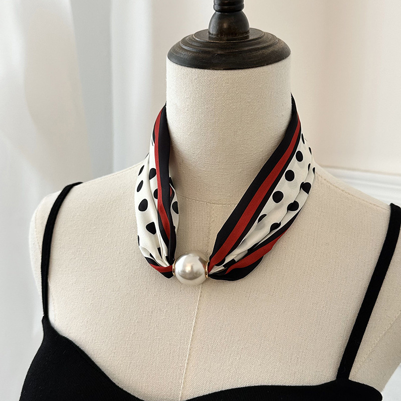 磁気クラスプ付きパール装飾プリントシルクスカーフ 女性用 春 - Face Scarf Mask のレビューと価格