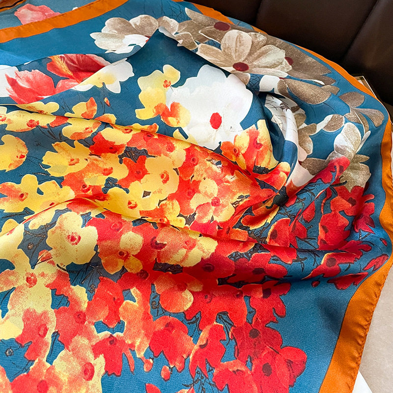 女性用スクエアシルクスカーフ,フローラルプリント,ファッショ - Silk Neck Scarf のレビューと価格